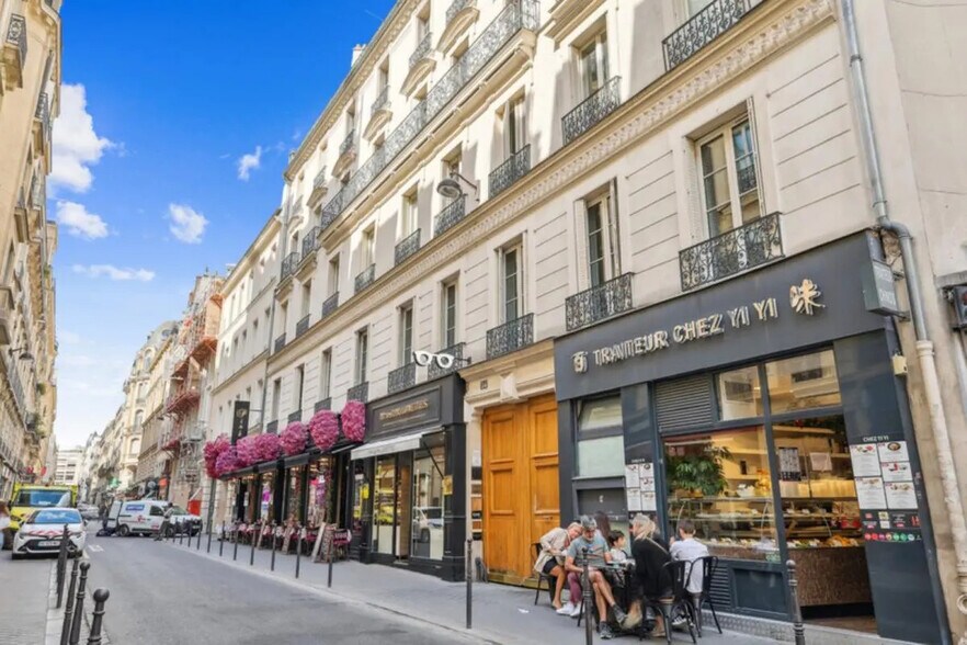 Bureau dans Paris à vendre - Photo du bâtiment - Image 1 de 12