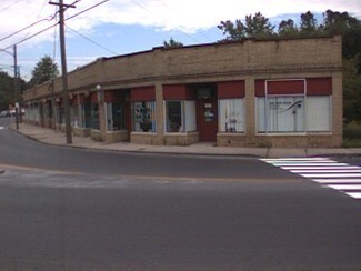 Plus de détails pour 11 E Main St, Bristol, CT - Commerce de détail à vendre