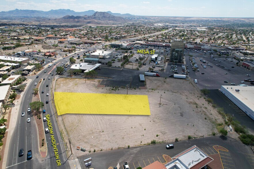 201 Shadow Mountain Dr, El Paso, TX à vendre - Photo du bâtiment - Image 2 de 7