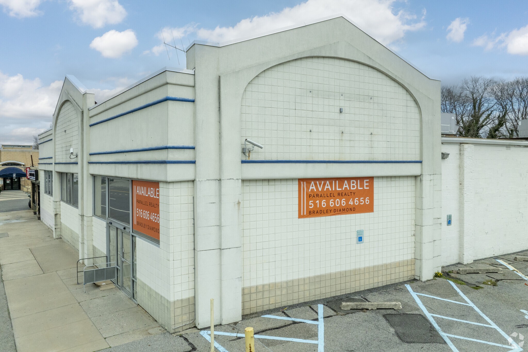 1140 Willis Ave, Albertson, NY for lease Building Photo- Image 1 of 15