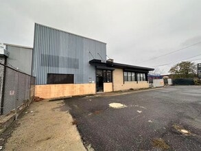 648-658 E Erie Ave, Philadelphia, PA for lease Building Photo- Image 2 of 11