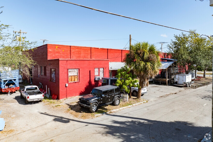 808 8th Avenue Dr W, Bradenton, FL for sale - Building Photo - Image 3 of 12