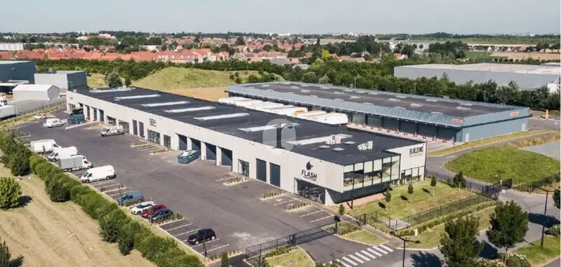 Office in Sainghin-en-Mélantois for lease - Building Photo - Image 1 of 4