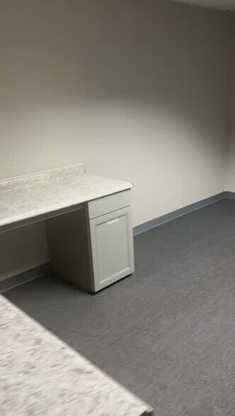 719 Scott Ave, Wichita Falls, TX à louer - Vidéo sur l’inscription commerciale - Image 2 de 19