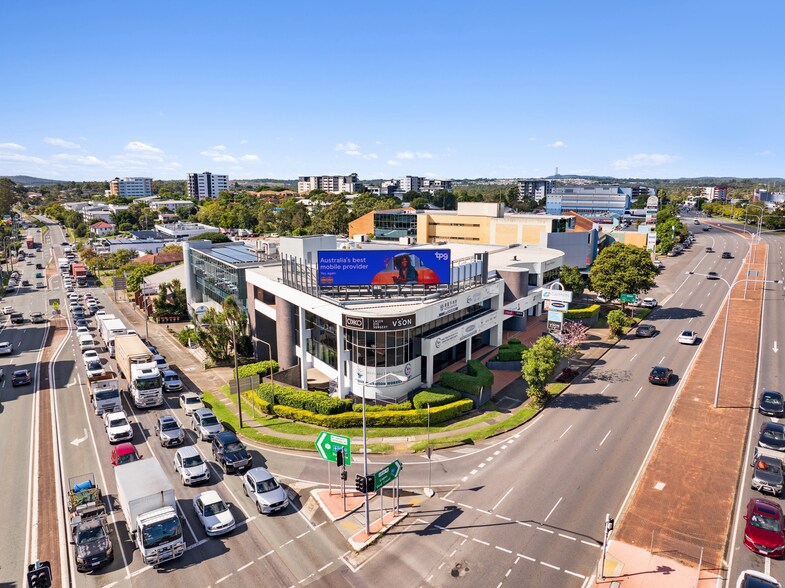 2072 Logan Rd, Upper Mount Gravatt à louer - Photo principale - Image 1 de 1