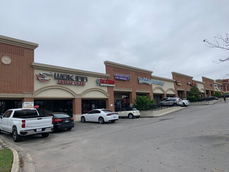 9822 Potranco Rd, San Antonio, TX for lease - Building Photo - Image 2 of 2