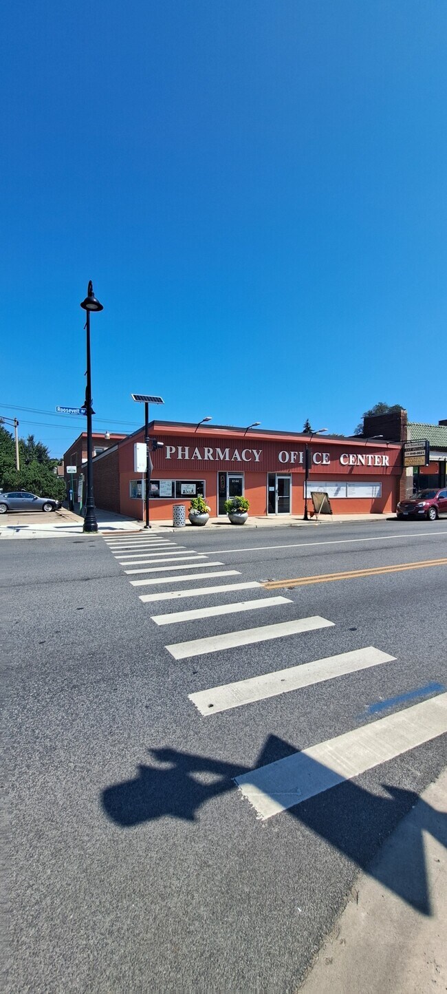 Plus de détails pour 6142-6144 Roosevelt Rd, Oak Park, IL - Bureau à vendre