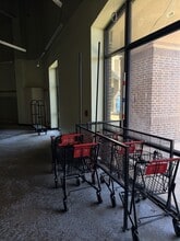 8000-8022 NW 39th Expressway, Bethany, OK à louer Photo intérieure- Image 1 de 5