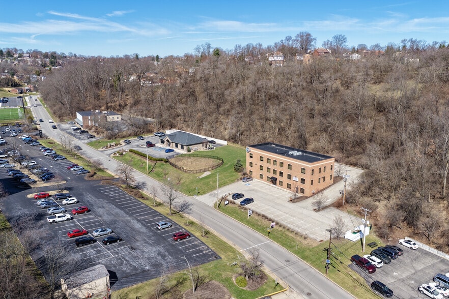 491 E Bruceton Rd, Pleasant Hills, PA for sale - Aerial - Image 2 of 4