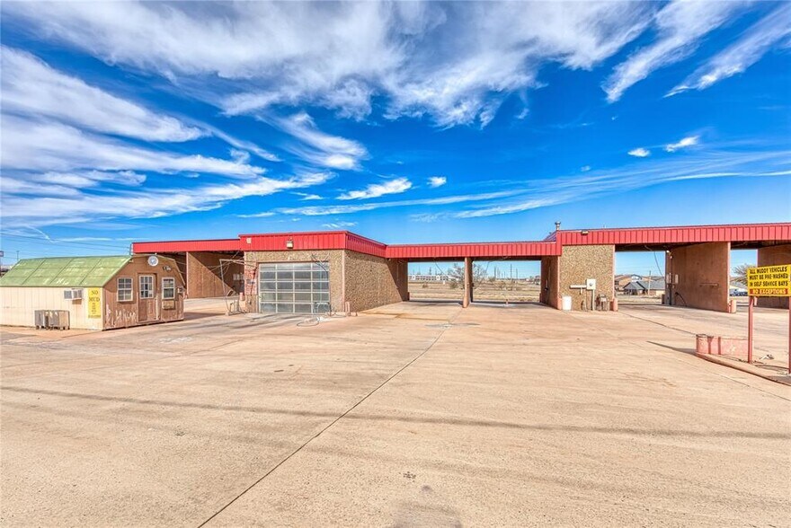 120 Sooner rd, Elk City, OK à vendre - Photo du bâtiment - Image 2 de 7