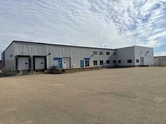 Plus de détails pour 4620 62 St, Red Deer, AB - Industriel à vendre