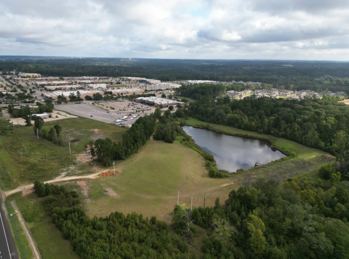195 Settlers Landing, Tyler, TX for sale Primary Photo- Image 1 of 11