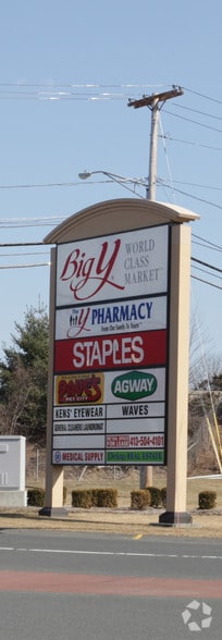 102-162 N King St, Northampton, MA for lease - Building Photo - Image 3 of 5