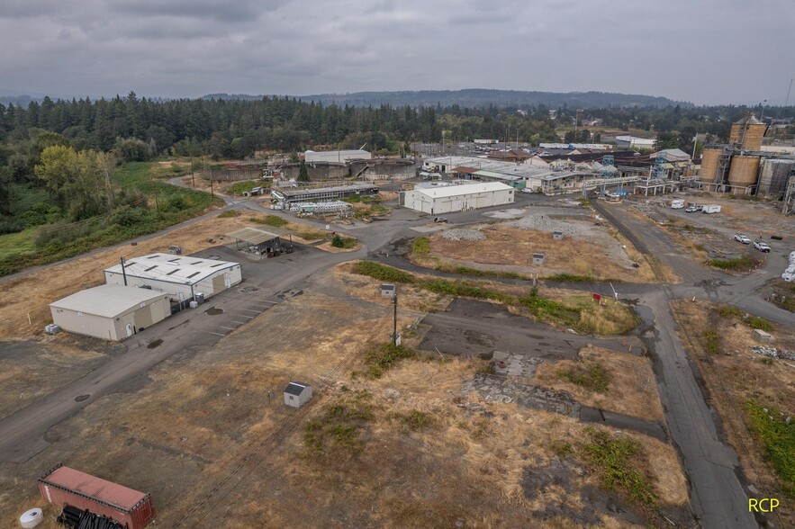 1400 Kaster Rd, Saint Helens, OR for sale - Building Photo - Image 1 of 38