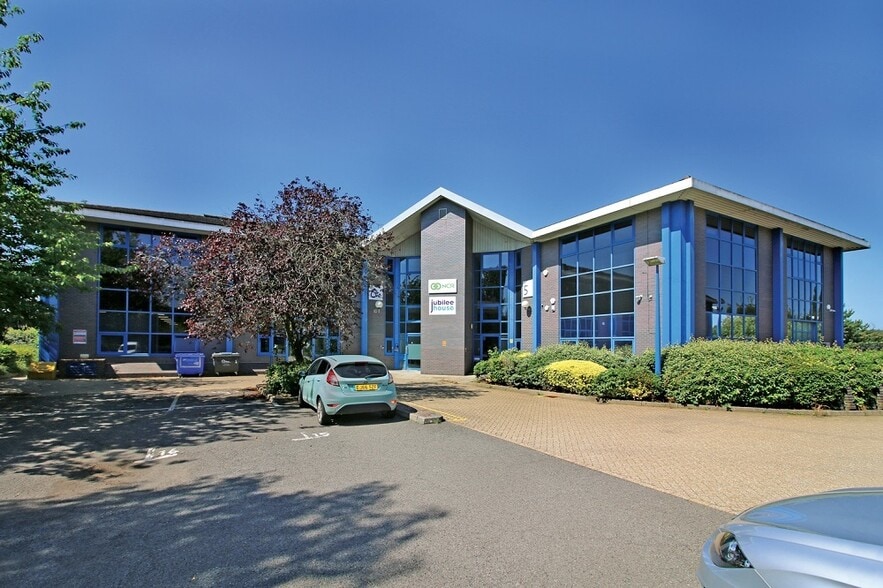 Watchmead, Welwyn Garden City for lease - Building Photo - Image 3 of 6
