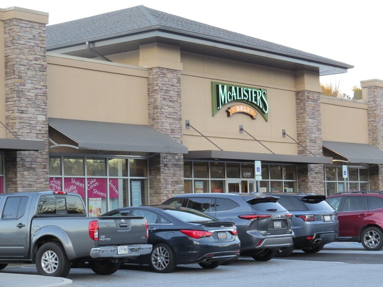 1390 Tiger Blvd, Clemson, SC for lease - Building Photo - Image 2 of 9