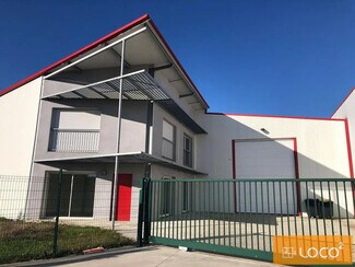 Plus de détails pour Local d'activités à louer