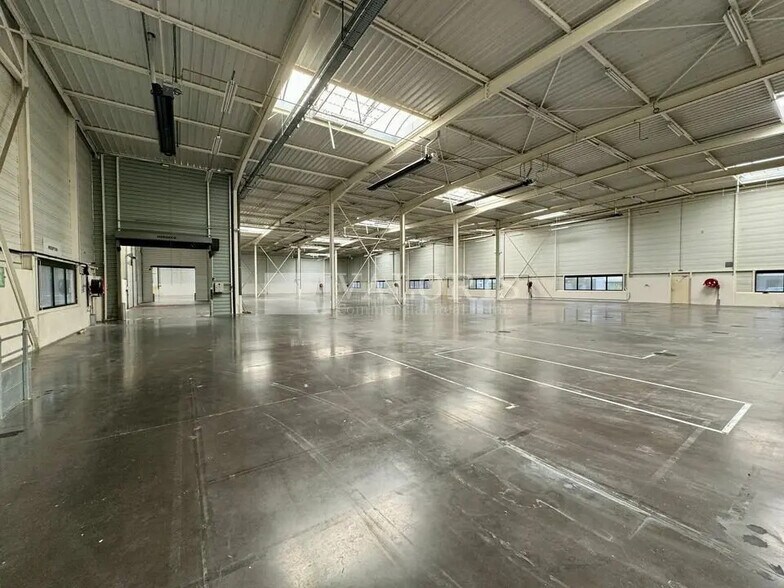 Flex dans Saint-Priest à louer - Photo intérieure - Image 2 de 7