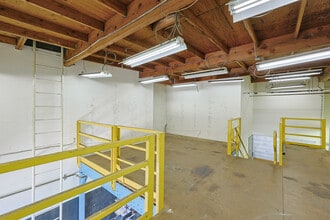 859 N Broadway, Escondido, CA à louer Photo intérieure- Image 1 de 29