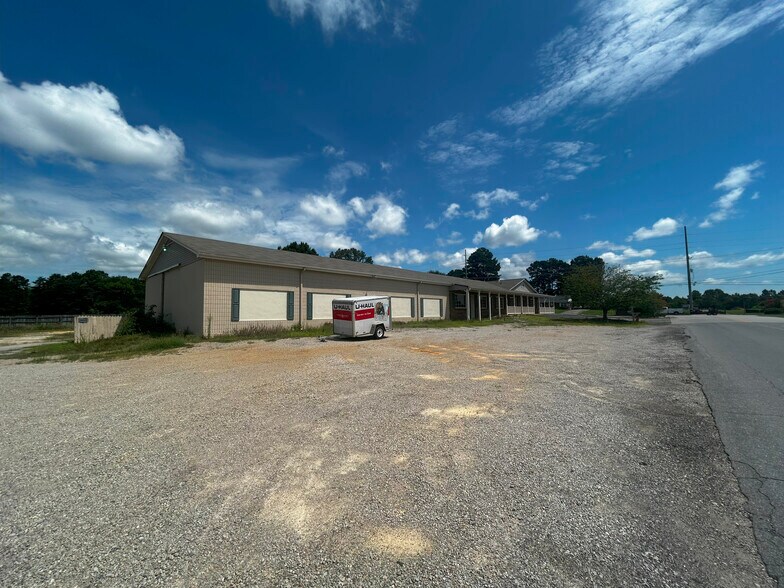 106 Jeanette Dr, Danville, VA à louer - Photo du bâtiment - Image 2 de 3