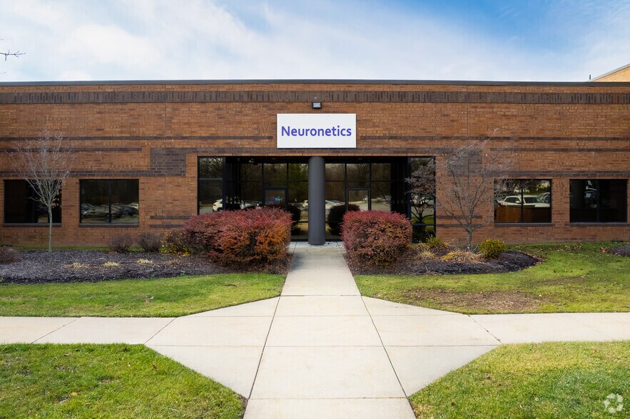 3222 Phoenixville Pike, Malvern, PA à louer - Photo du bâtiment - Image 2 de 3