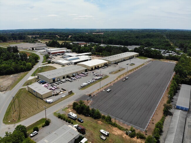 More details for 1260 Barkley Rd, Statesville, NC - Industrial for Lease