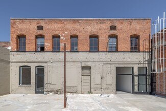 Plus de détails pour 629 N Western Ave, Los Angeles, CA - Bureau/Commerce de détail à louer
