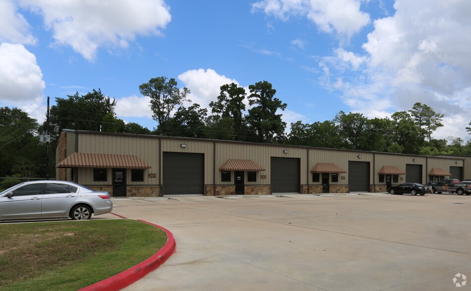 25702 Aldine Westfield Rd, Spring, TX à louer - Photo du bâtiment - Image 3 de 20