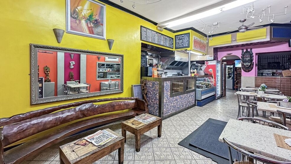 39 Station Rd, London for sale - Building Photo - Image 3 of 7