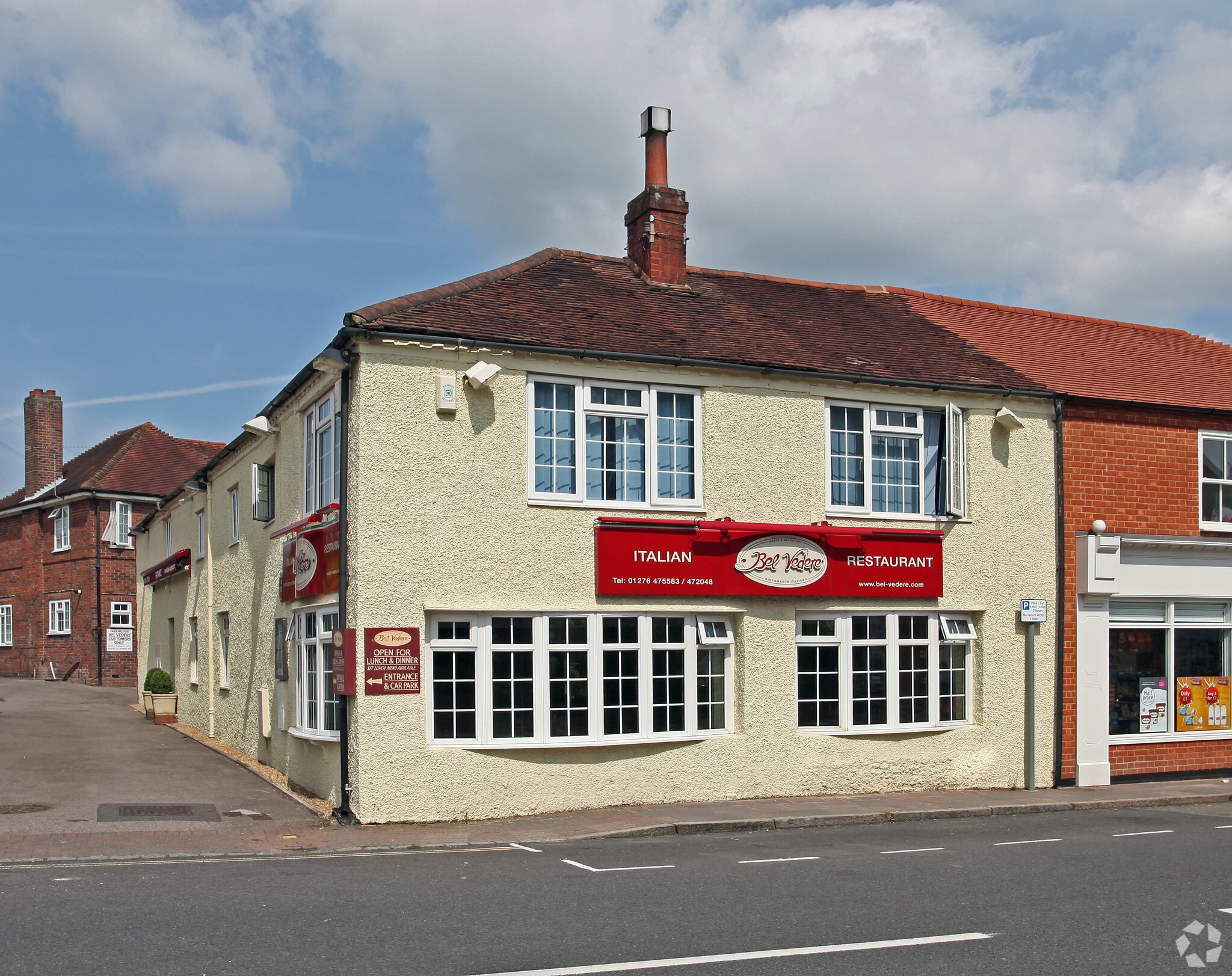 3-3A High St, Bagshot for sale Primary Photo- Image 1 of 39