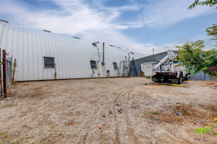 2630 W Barberry Pl, Denver, CO for sale - Building Photo - Image 3 of 12