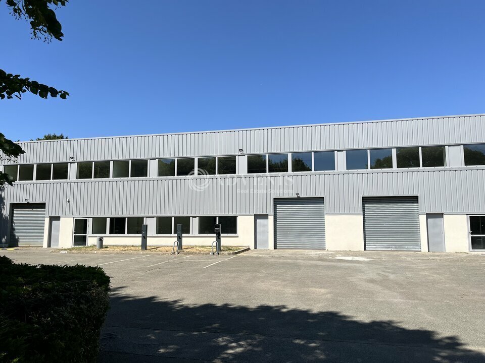 515 Avenue Roland Garros, Buc for lease Building Photo- Image 1 of 7