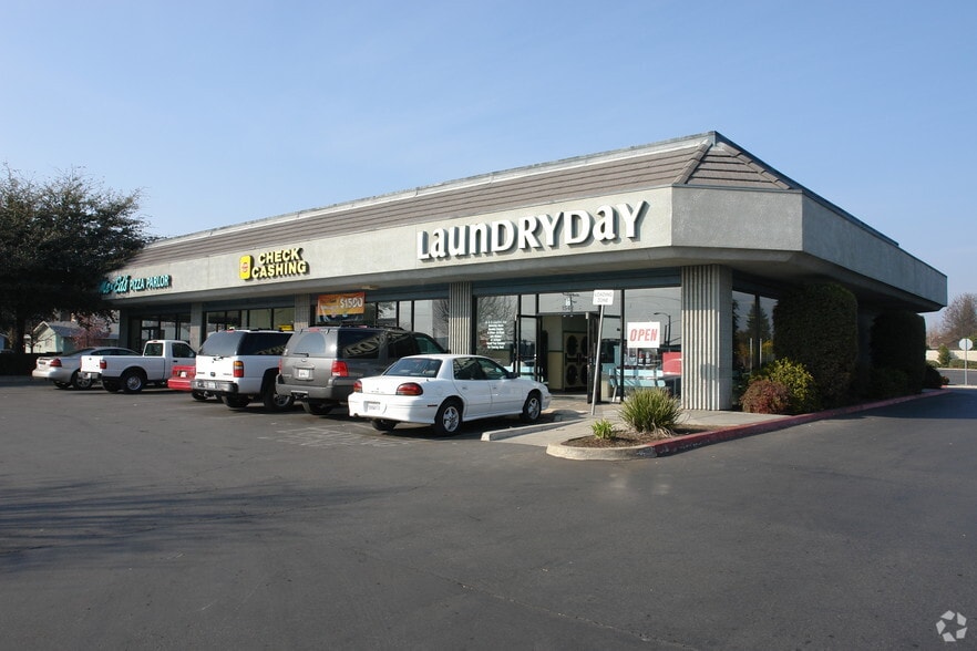 1550 N Ben Maddox Way, Visalia, CA for lease - Primary Photo - Image 3 of 3