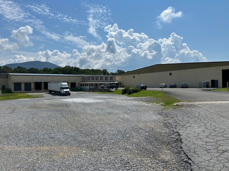 1122 US-411, Chatsworth, GA à vendre - Photo du bâtiment - Image 3 de 3