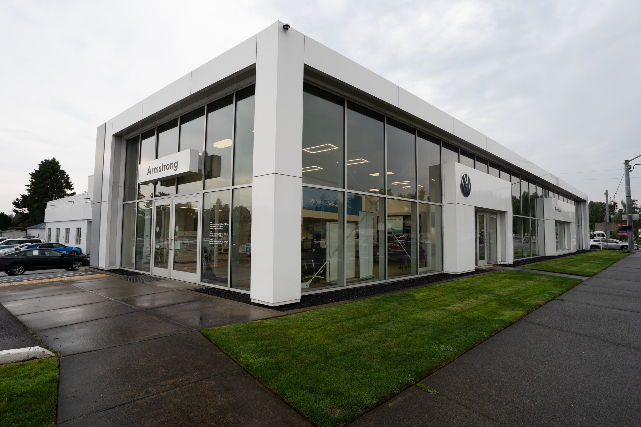 20000 McLoughlin Blvd, Gladstone, OR for sale Building Photo- Image 1 of 13