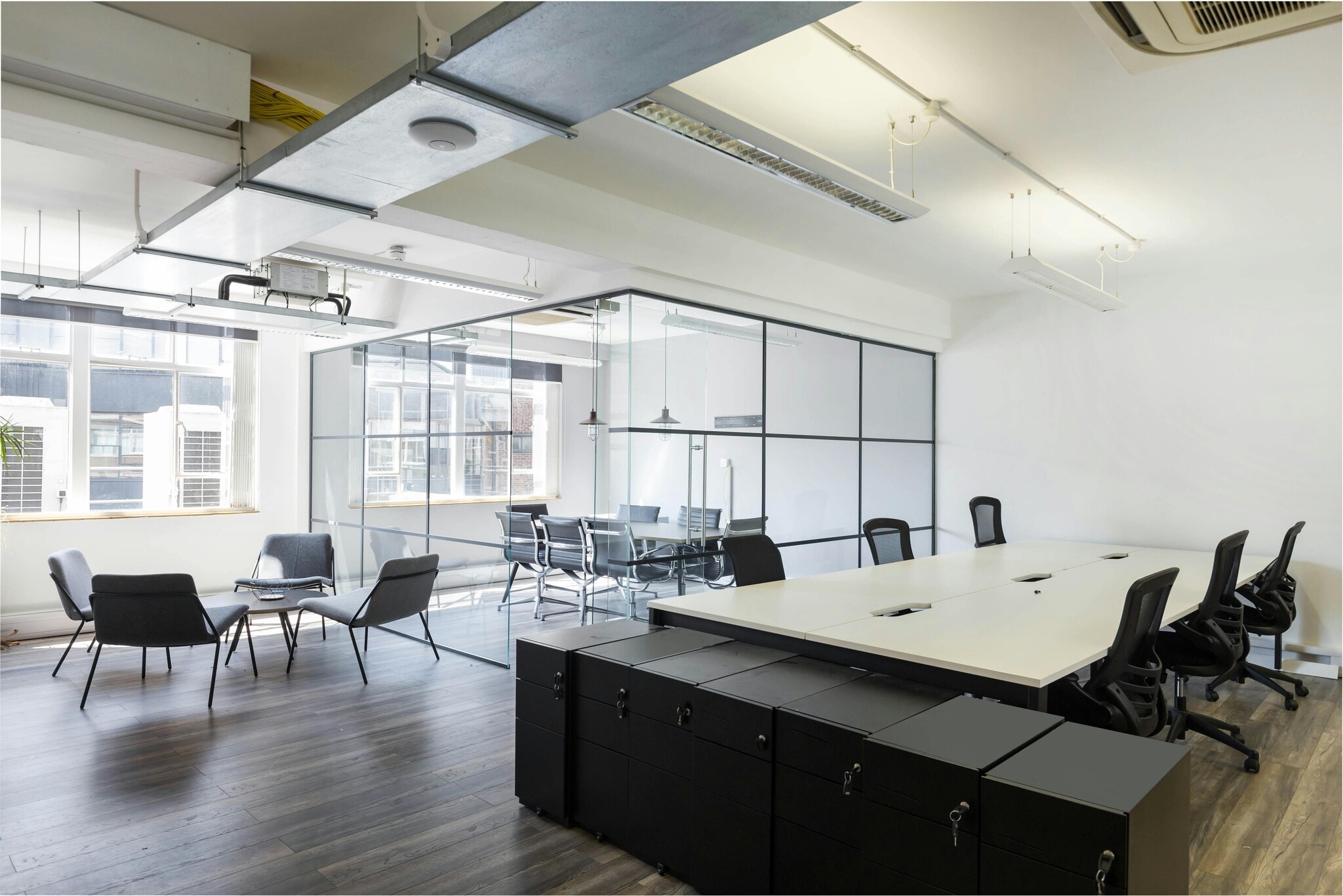 23 Curtain Rd, Londres à louer Photo intérieure- Image 1 de 8