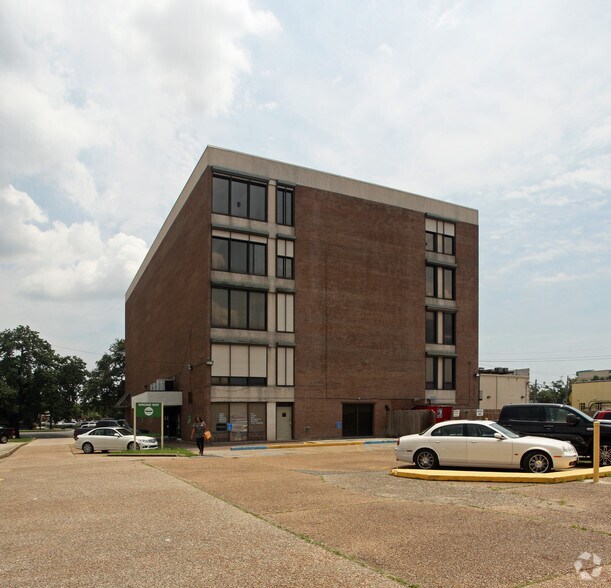 2714 Canal St, New Orleans, LA à vendre - Photo du bâtiment - Image 2 de 21