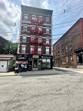 More details for 10 Hilliard Ave, Edgewater, NJ - Retail for Lease