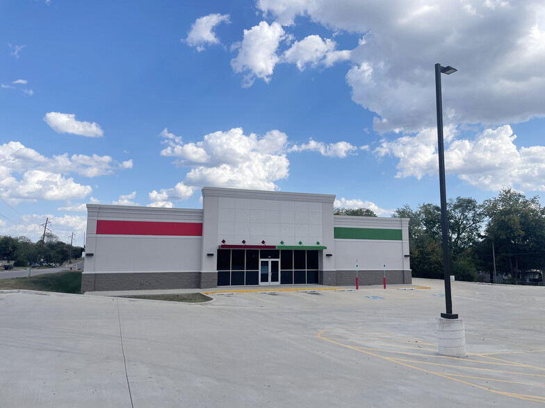 309 E Wanda Jackson Blvd, Maud, OK for lease - Primary Photo - Image 1 of 3