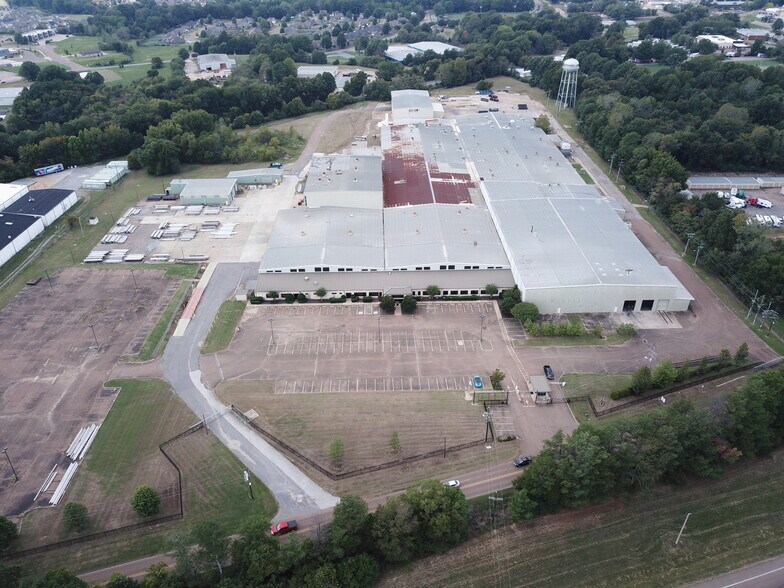 2785 McCracken Rd, Hernando, MS à louer - Photo du bâtiment - Image 2 de 23