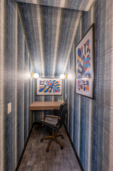 1500 Waugh Dr, Houston, TX for lease - Building Photo - Image 2 of 9