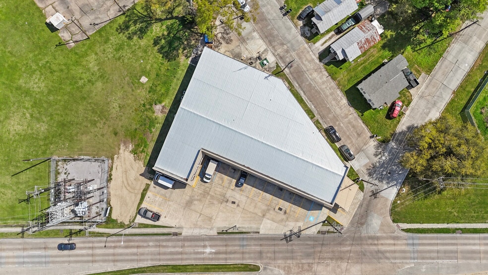 421 W Tunnel Blvd, Houma, LA for sale - Aerial - Image 3 of 14