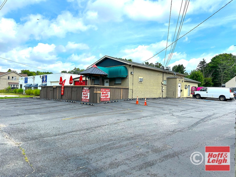 1575 Massillon Rd, Akron, OH for sale - Building Photo - Image 1 of 9