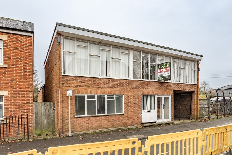 9-11 St. Catherine St, Gloucester for lease - Building Photo - Image 3 of 3