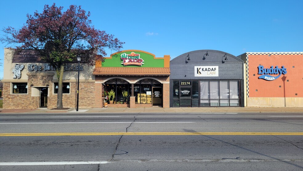 22180 Michigan Ave, Dearborn, MI à vendre - Photo du bâtiment - Image 2 de 5