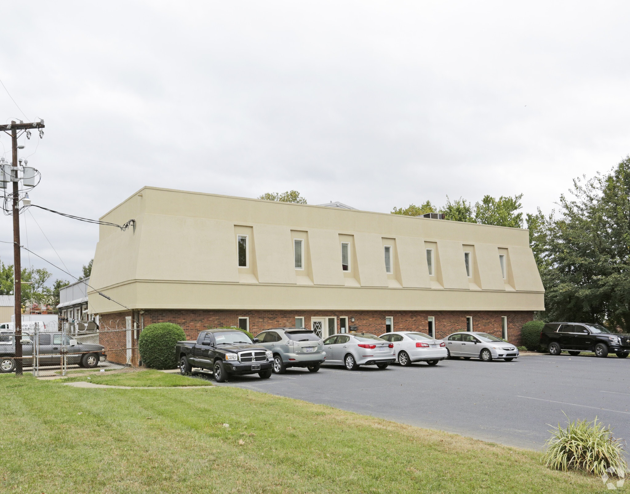 1005 N Church St, Charlotte, NC for lease Primary Photo- Image 1 of 7
