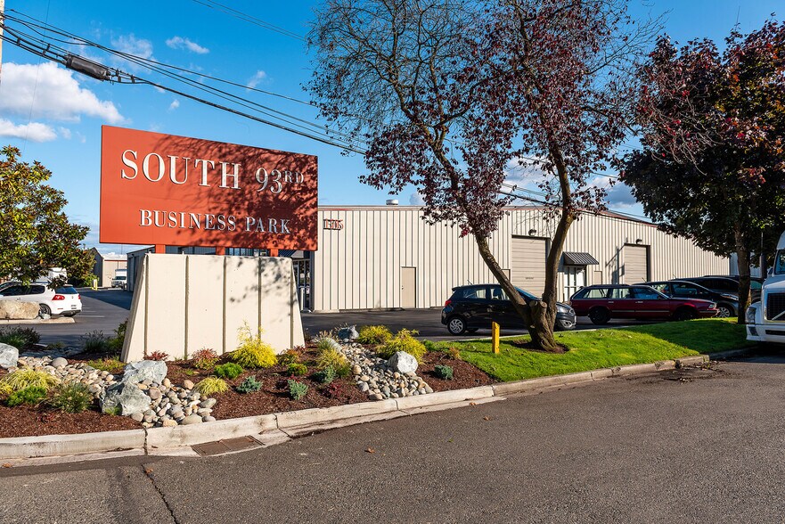 1605 S 93rd St, Seattle, WA à louer - Photo du bâtiment - Image 3 de 14