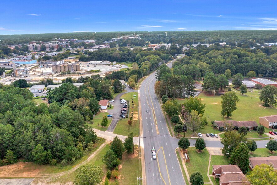 1212 Constitution Blvd, Rock Hill, SC à vendre - Photo du bâtiment - Image 2 de 10