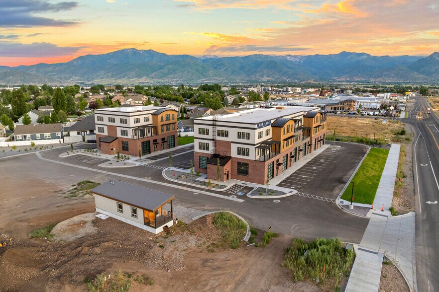 1922 S Highway 40, Heber City, UT à vendre - Photo du bâtiment - Image 2 de 51