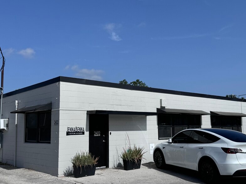 2402 Coolidge Ave, Orlando, FL for lease - Building Photo - Image 2 of 9